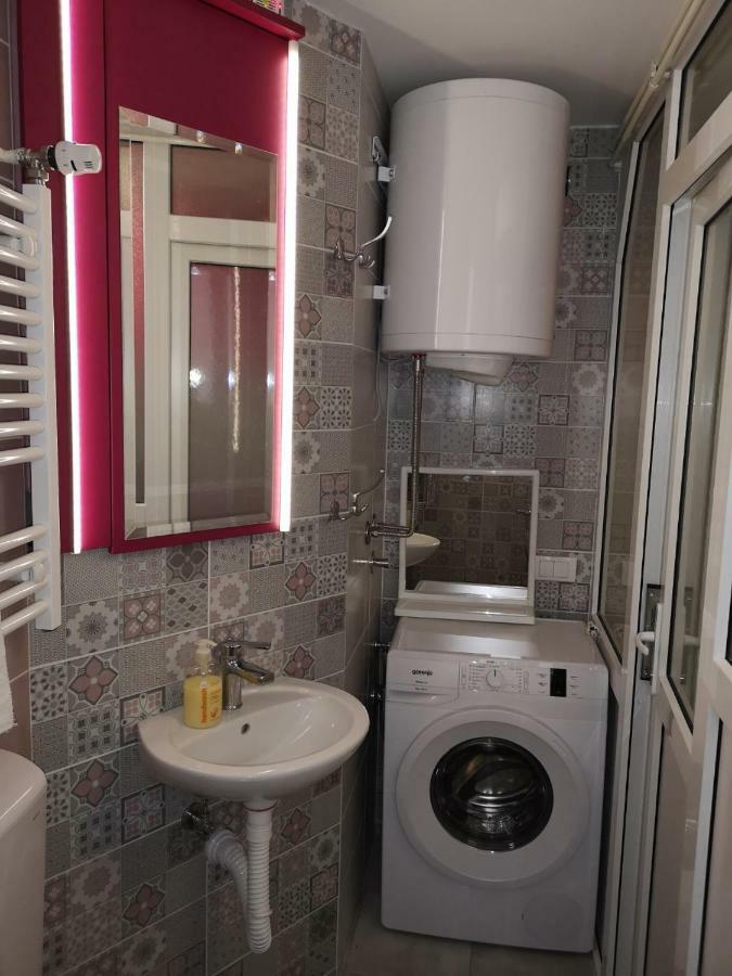 Appartamento Slavija Square Belgrado Esterno foto